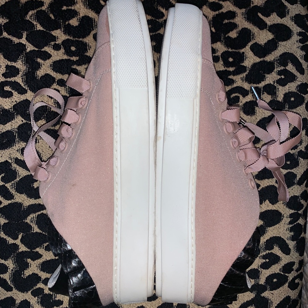 Italian Shoes - Picture 3 of 3